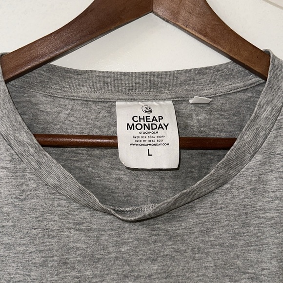 CHEAP MONDAY STOCKHOLM HYPNO WHEEL DRAGGED LONG LENGTH T-SHIRT - Picture 2 of 5